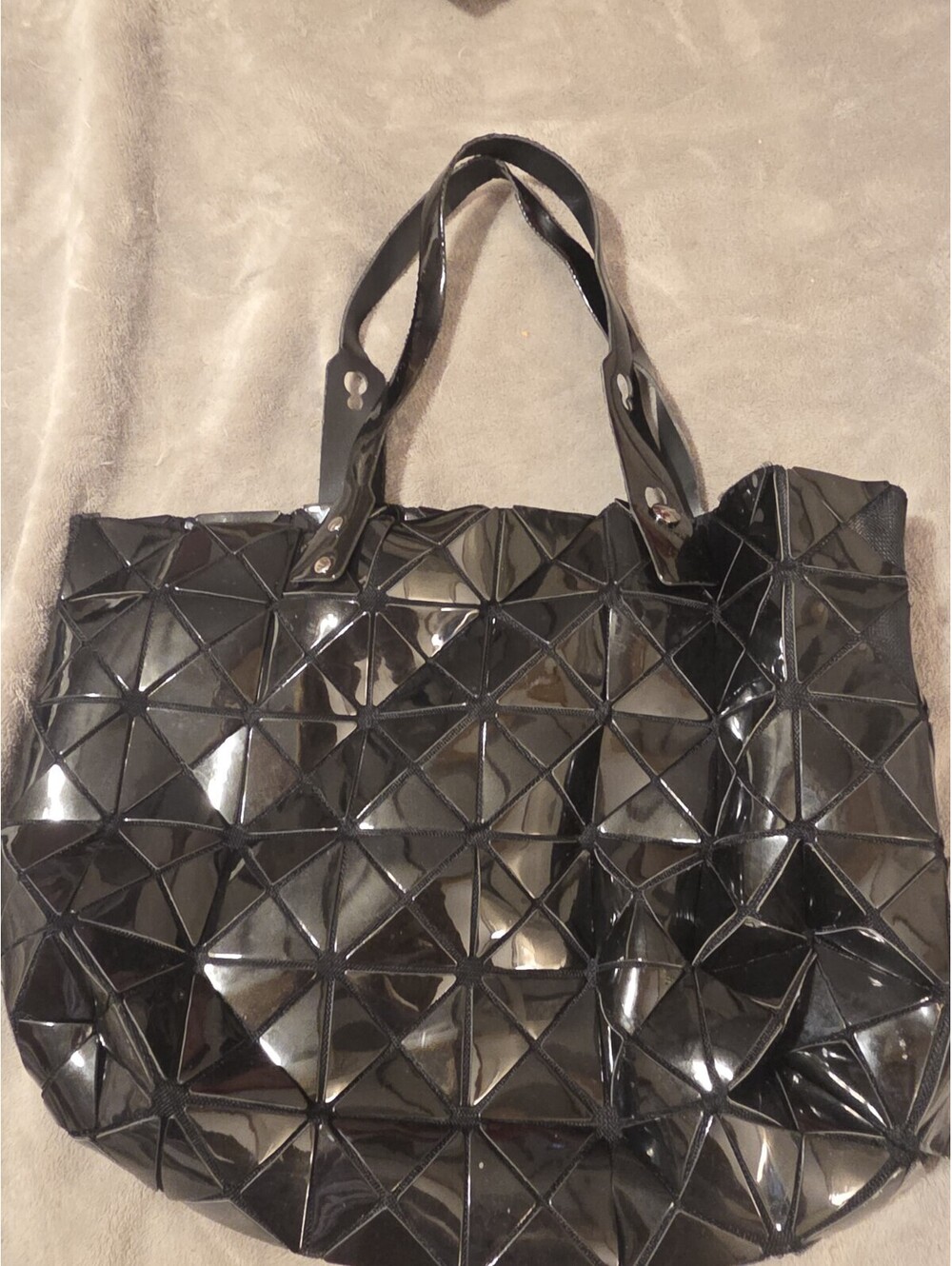 ISSEY MIYAKE BAO BAO Black Geometric Patent C Bag